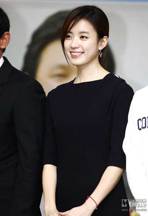 新演員美女探尋自然之美，心靈尋覓寧?kù)o之旅